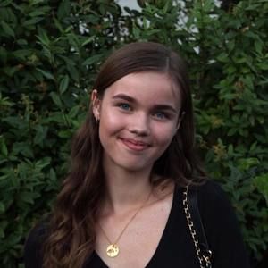 Meet your Posher, Clara